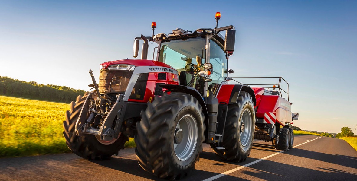 Le tracteur Massey Ferguson MF 8S.265 remporte le prix « Tracteur de l'année 2021 »